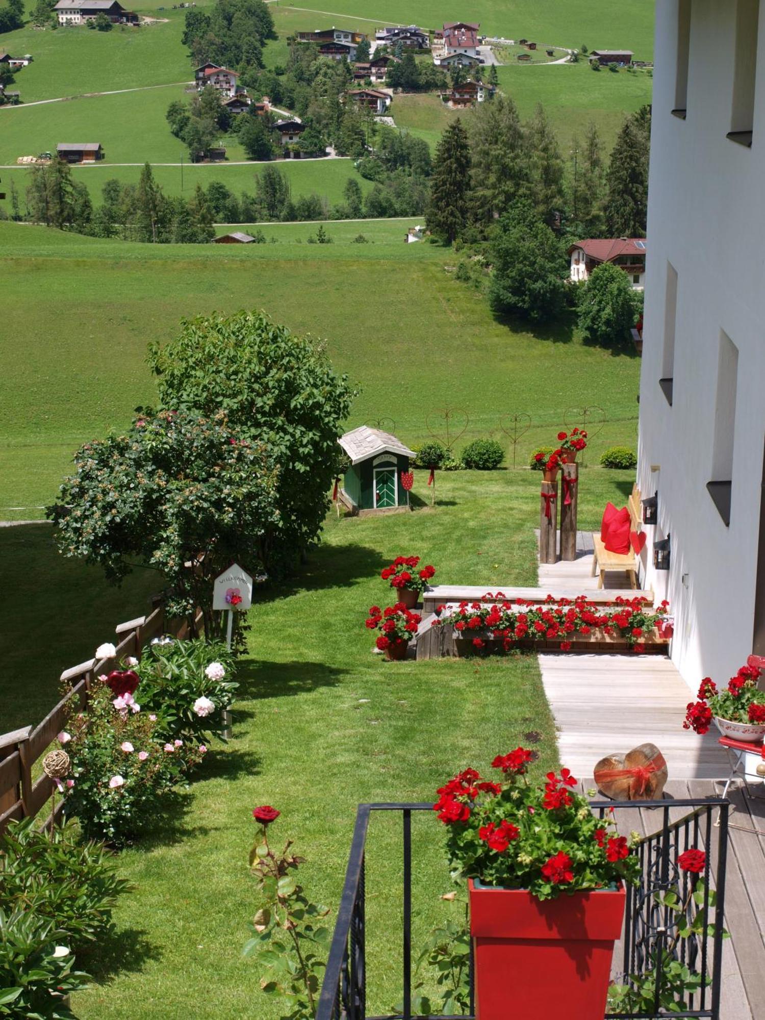 Alpenferienwohnung Strickner Neustift im Stubaital Exterior photo